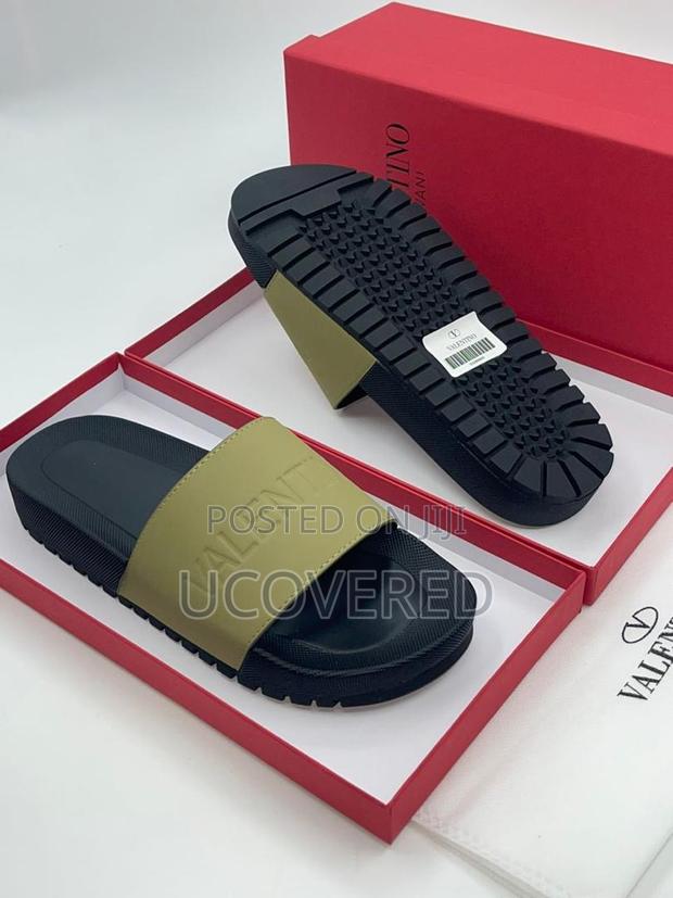 Valentino Unisex Slides/Slippers · Photo 2
