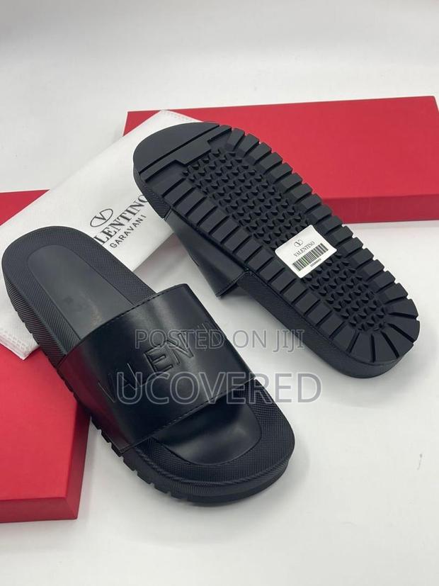 Valentino Unisex Slides/Slippers · Photo 3
