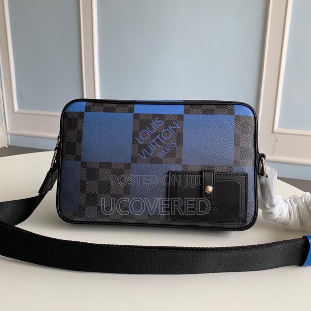 Luxury Leather Side/Shoulder Bags · Photo 2