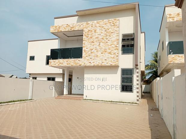 4bdrm House in Spintex for sale · Photo 2