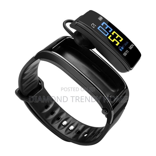 Smart Bracelets With Watch And Earpiece · Photo 3