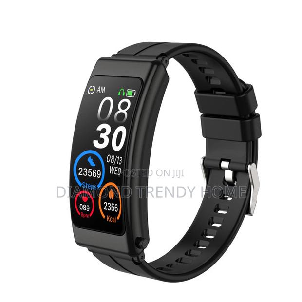 Smart Bracelets With Watch And Earpiece · Photo 4