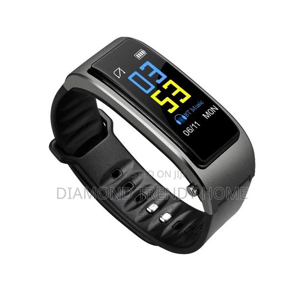 Smart Bracelets With Watch And Earpiece · Photo 2