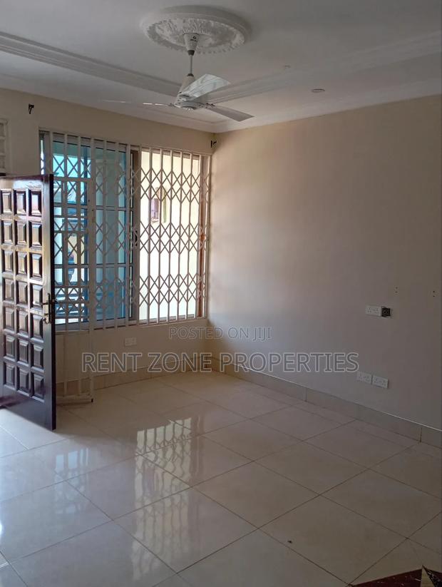 2bdrm Apartment in Ofankor for rent · Photo 5