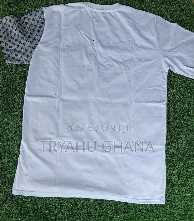 Grab Your Elegant White Round-Neck Top Now at Tryahu · Photo 2