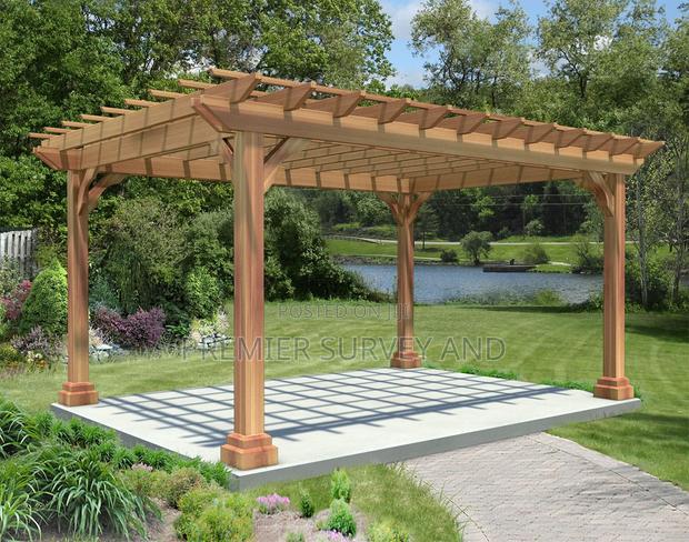 Construct Your Beautiful and Durable Pergola Shades