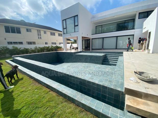 Swimming Pool Construction · Photo 1