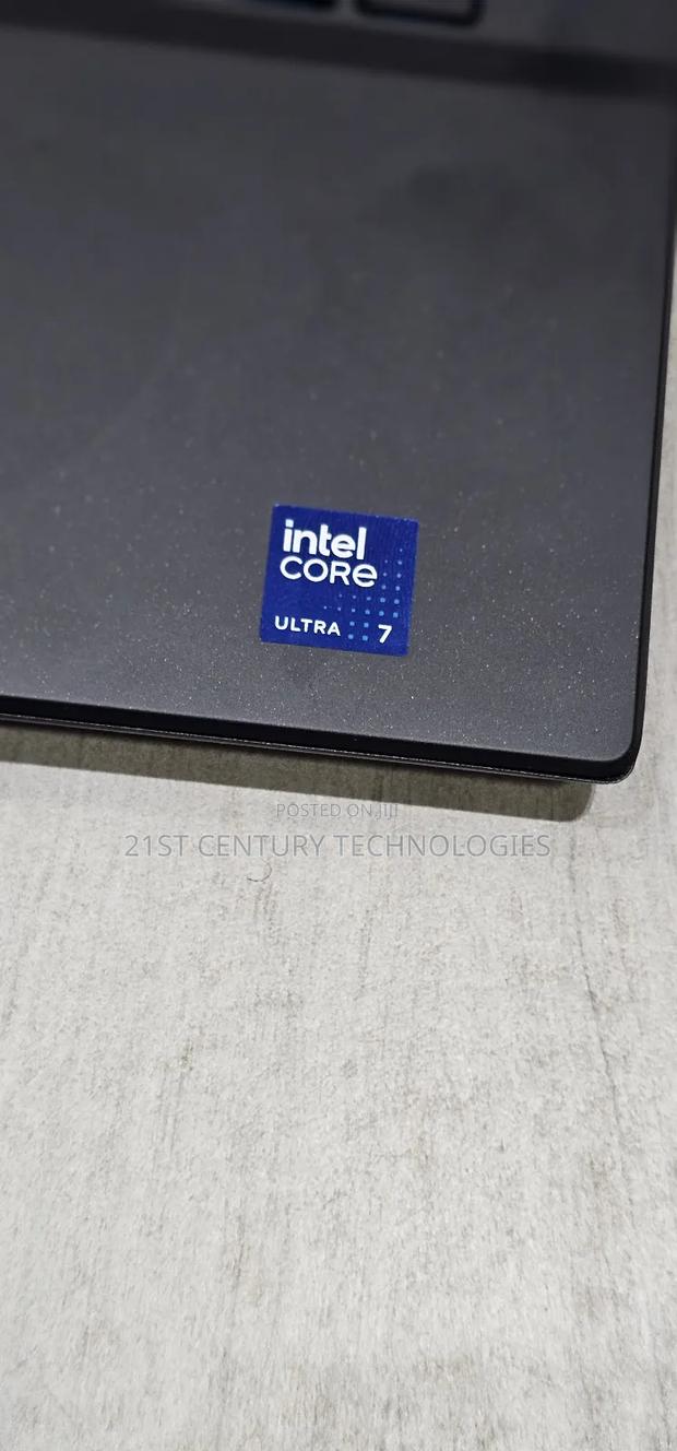 Laptop Dell Alienware M16 R2 16GB SSD 1T · Photo 2