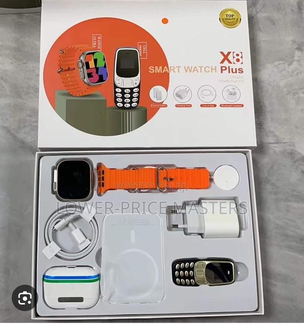 X8 Smartwatch Plus With a Phone · Photo 1
