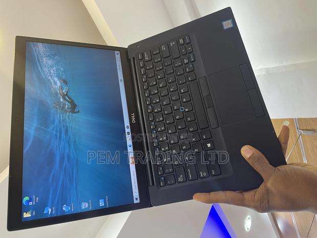 Laptop Dell Latitude 7490 8GB Intel Core I7 SSD 256GB · Photo 2