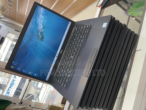 Laptop Dell Latitude 7490 8GB Intel Core I7 SSD 256GB · Photo 3