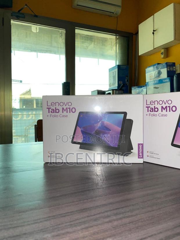 New Lenovo Tab M10 64 GB Gray · Photo 3
