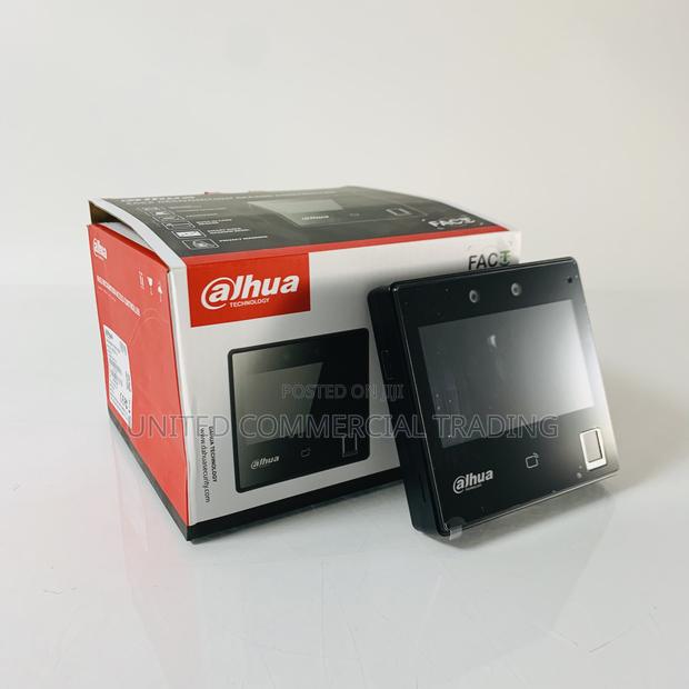 Face Recognition Access Controller/Time Attendance · Photo 2
