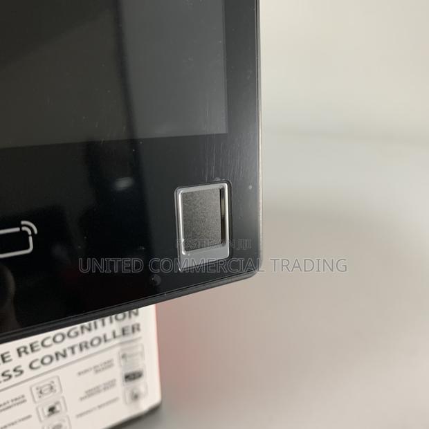 Face Recognition Access Controller/Time Attendance · Photo 3