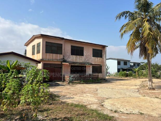 7bdrm House in Teshie-Nungua Estate, Accra Metropolitan for sale · Photo 1