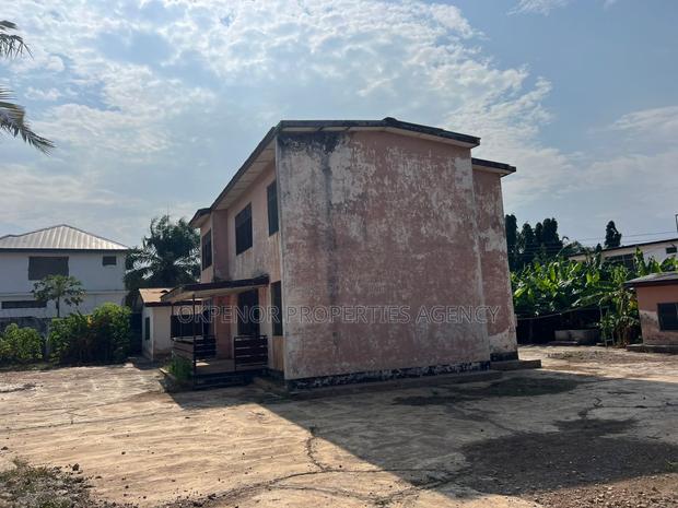7bdrm House in Teshie-Nungua Estate, Accra Metropolitan for sale · Photo 8