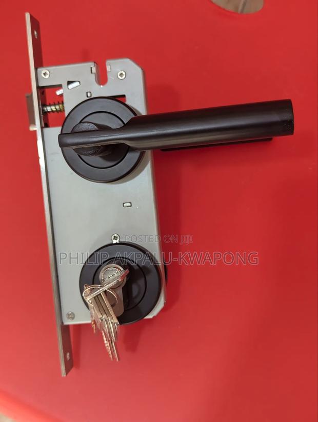 Door Lock(Italian Model) · Photo 1
