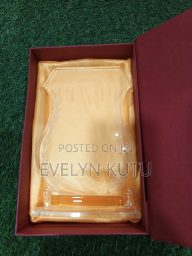 Quality Plaques · Photo 4