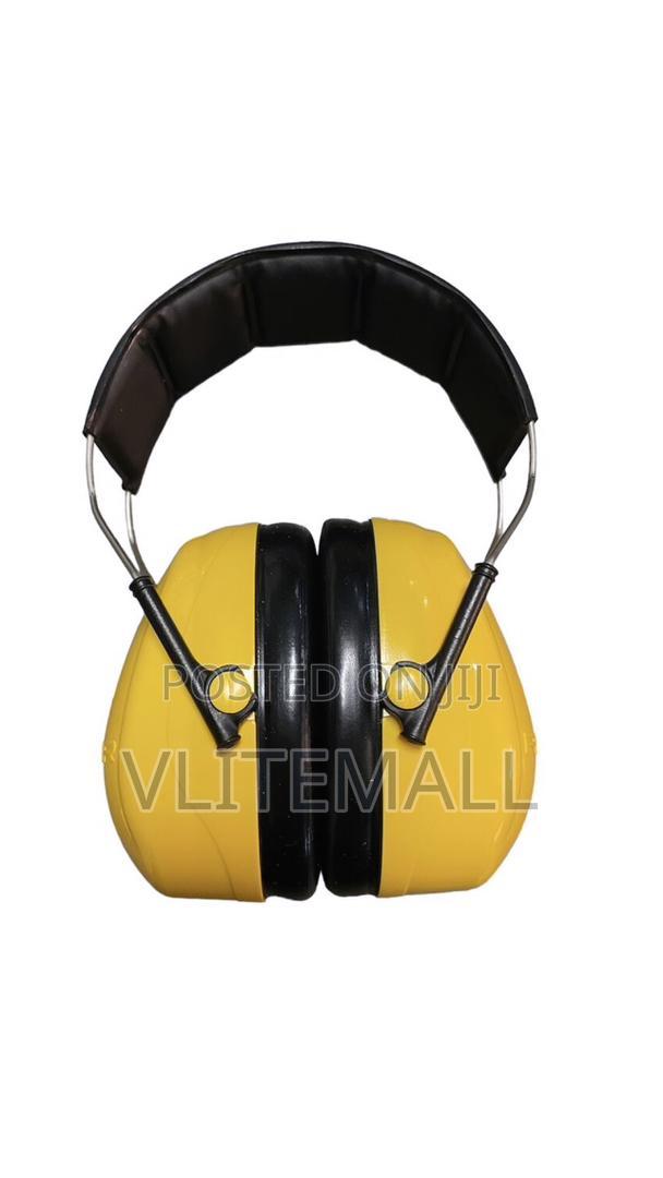 3M Ear Protector · Photo 1