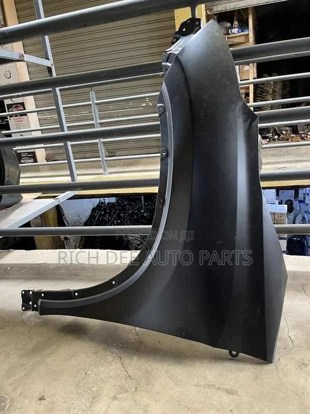 Toyota Highlander 2021, 2022, 2023, 2024 Fenders · Photo 1