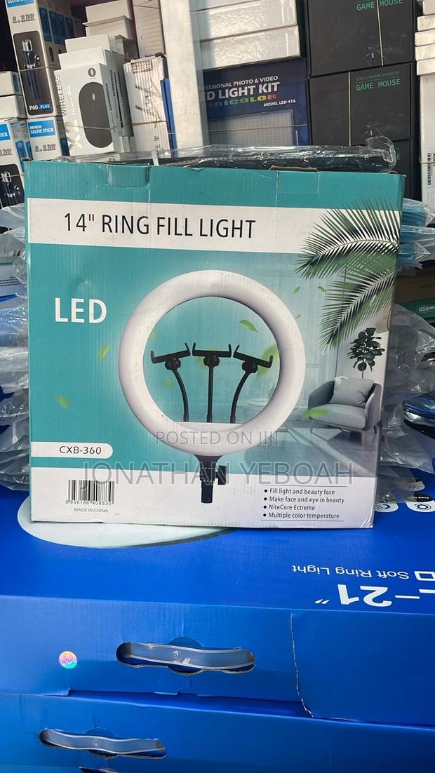 14inches Ringlight With Stand · Photo 1