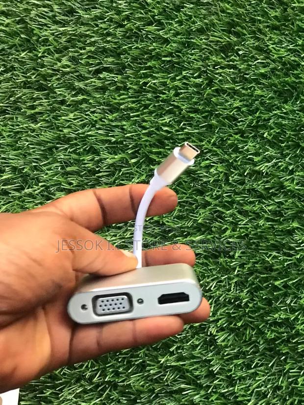 Type C to HDMI and VGA (2 in 1) · Photo 2