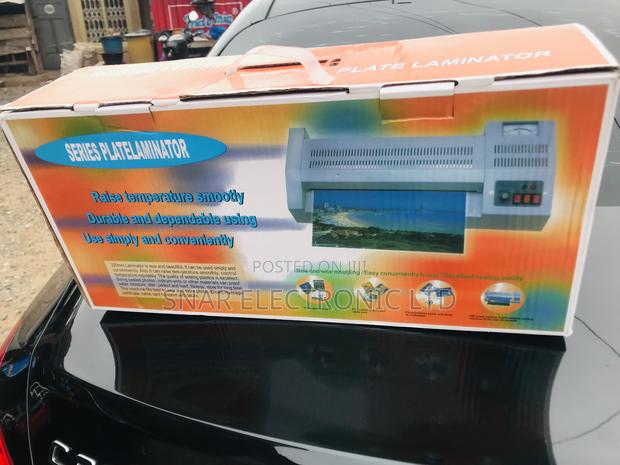 Highly Master A3/A4 Laminating Machine · Photo 1