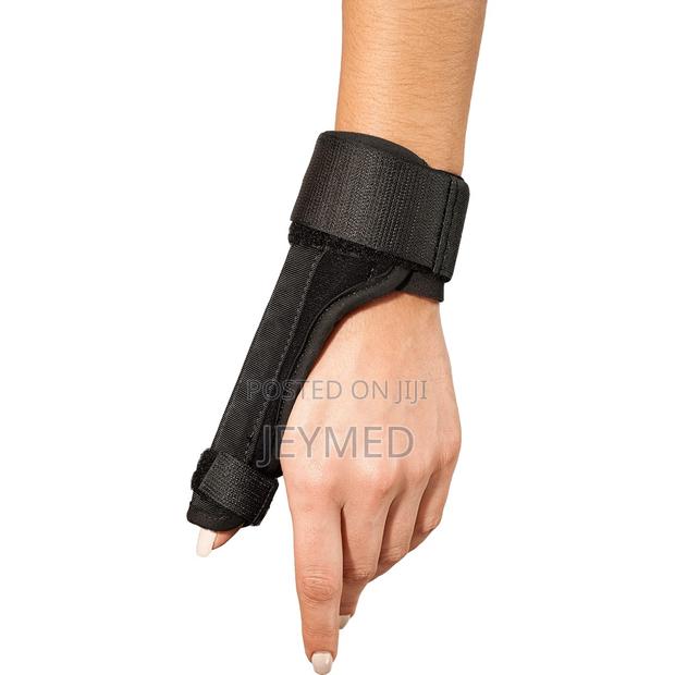 Thumb Splint or Brace · Photo 1