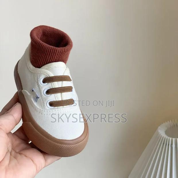 High Quality Shoes · Photo 2