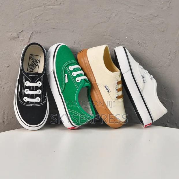 High Quality Shoes · Photo 1