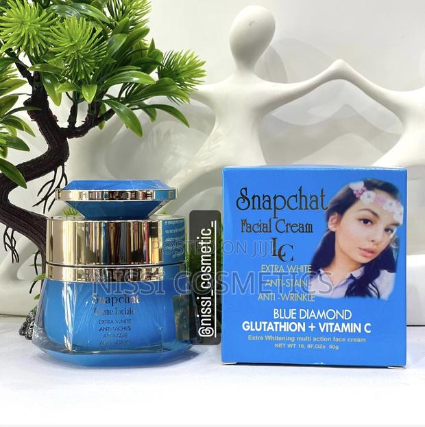 Snapchat Lightning Face Cream · Photo 1