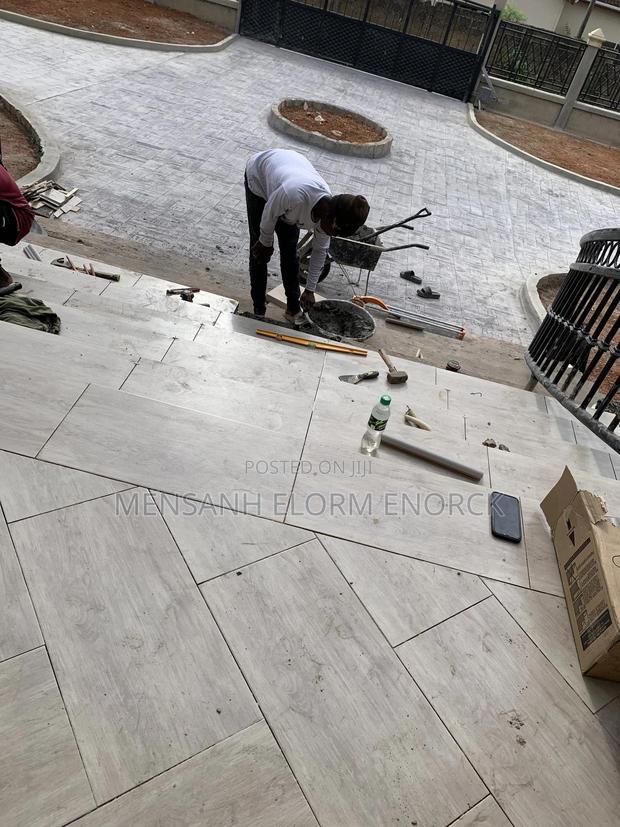 Professional Tiler Work.Steps · Photo 4