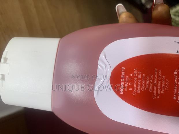 Perfumed Showergel Moisturizeprotect Skin, Clears Darkspots · Photo 3