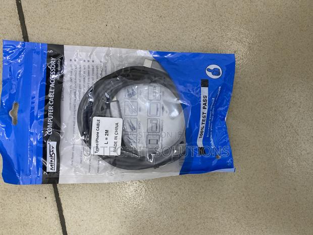 TYPE C to iPhone Cable 2m · Photo 2