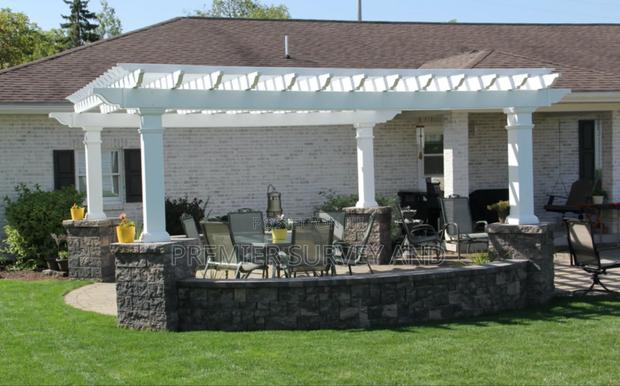 Beautiful and Durable Pergola Shades