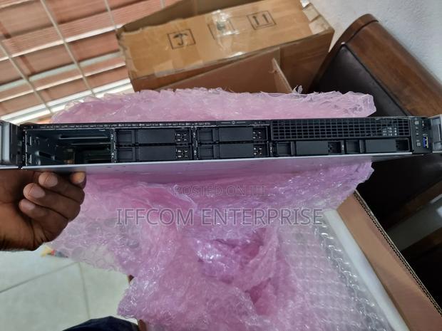 Server HP ProLiant DL360 Gen9 32GB Intel Xeon HDD 1T · Photo 2