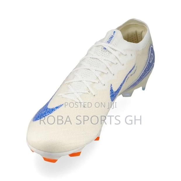 Nike Air Zoom Mercurial Vapor XVI FG Soccer Boot · Photo 3