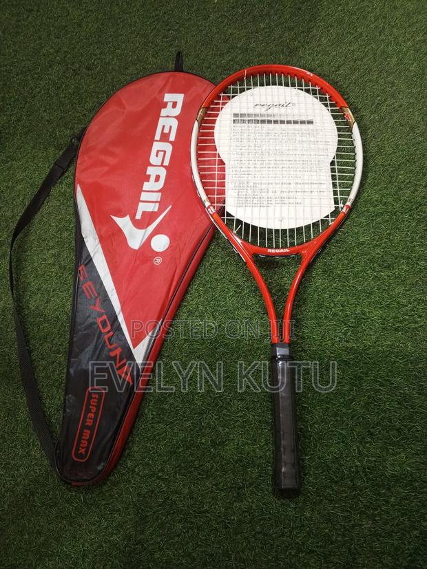Long Tennis Racket · Photo 1