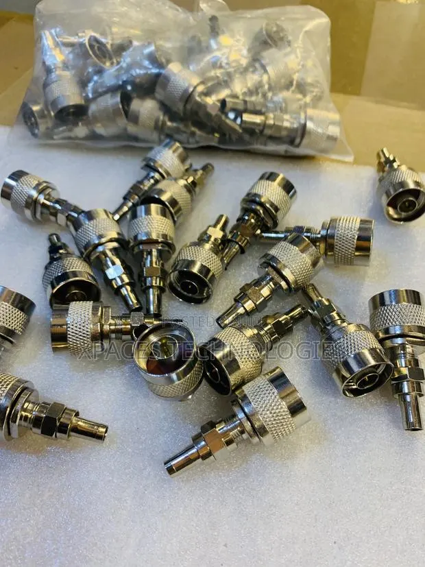 BNC Male to Male Female to Female GSM Booster Connectors · Photo 1