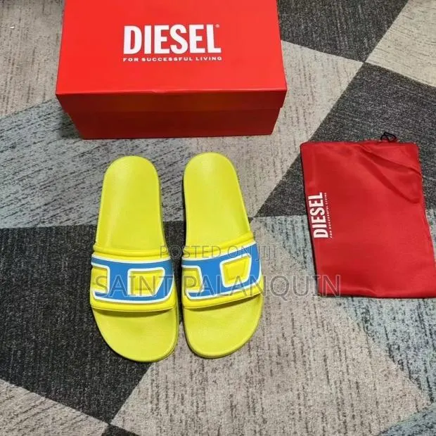 The Vibrant Diesel Men's SA-Mayemi D Slide Sandals in Cyber Yellow · Photo 1