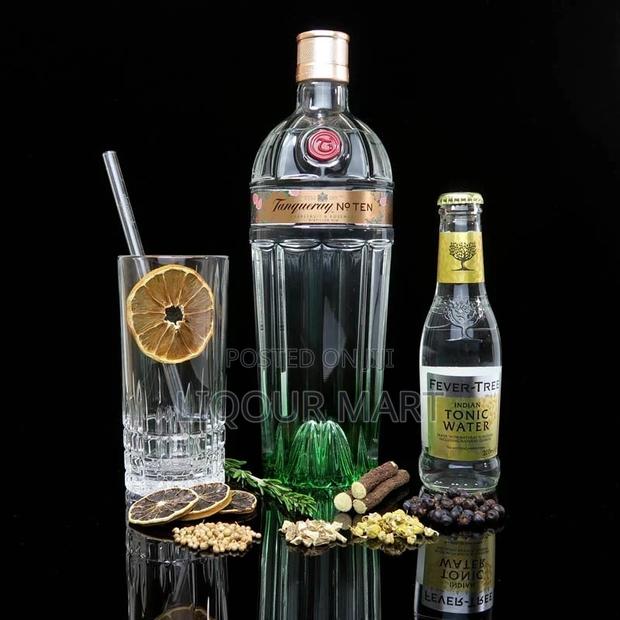 Tanqueray No. Ten Grapefruit Rosemary 1l · Photo 2
