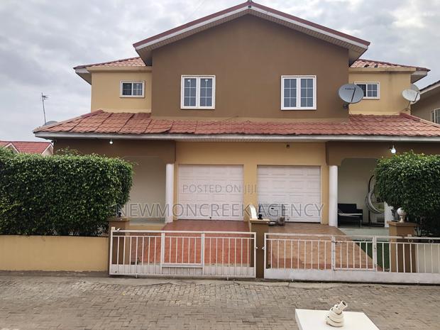 Furnished 3bdrm Duplex in Gated Est.Spintex., Accra Metropolitan · Photo 1