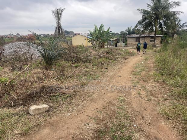 Land for Sale at Amasaman Cocoboard 300,000 Cedis · Photo 3
