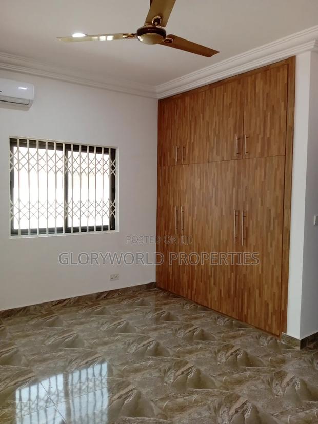3bdrm House in Spintex for sale · Photo 7