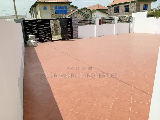 3bdrm House in Spintex for sale · Photo 3