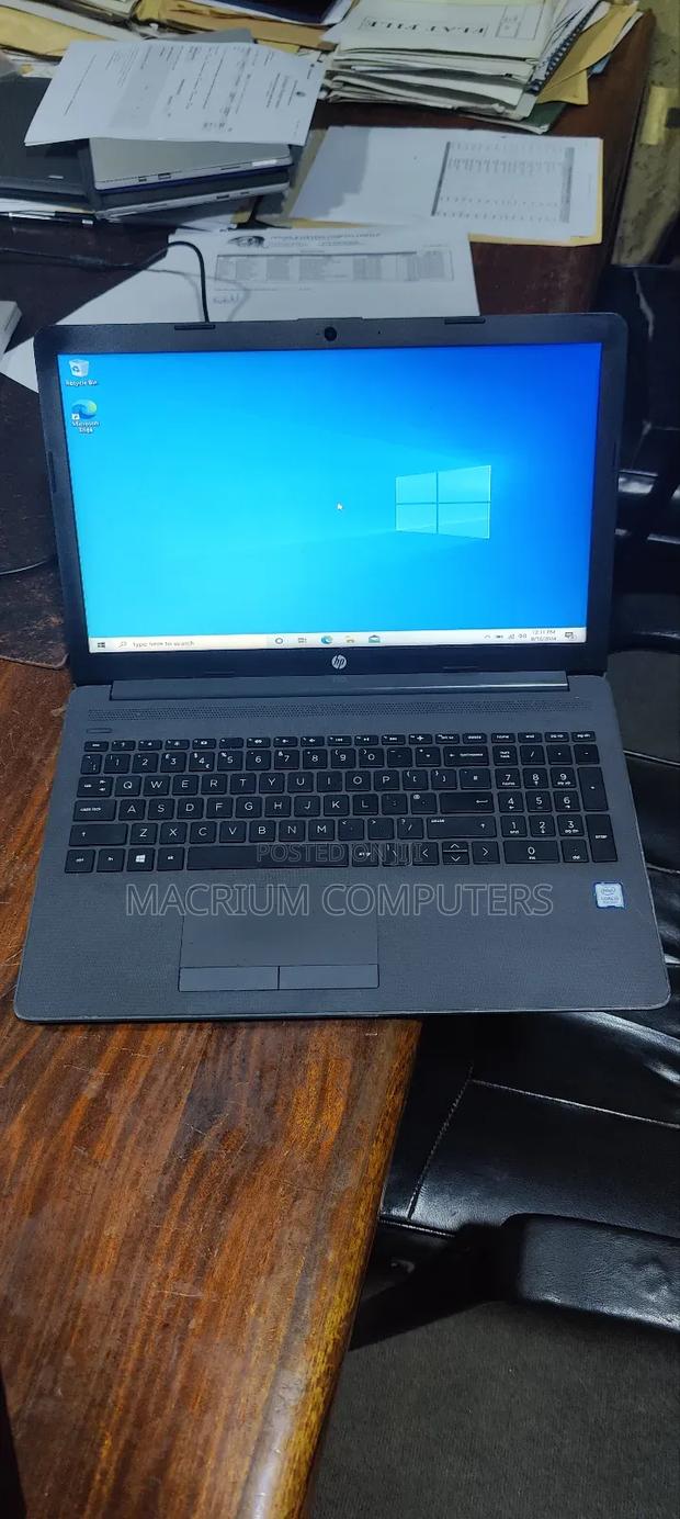Laptop HP 250 G7 8GB Intel Core i5 SSD 256GB · Photo 1