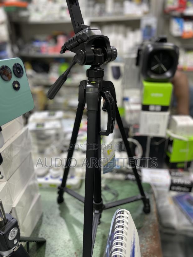 Tripod Stand for Mobile Phone and Camera · Photo 3