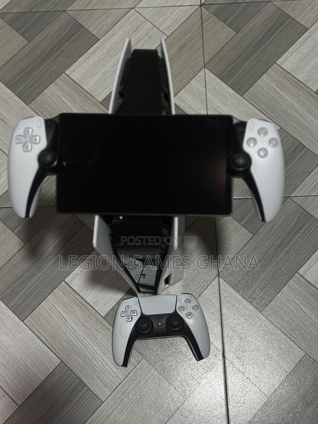 PS5 and Playstation Portal Combo · Photo 2