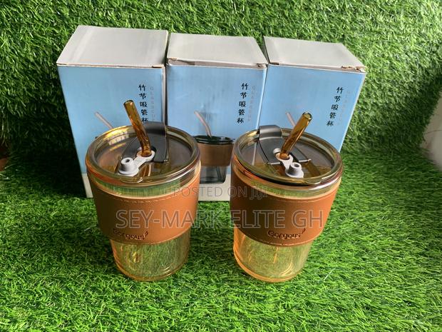 Glass Jar With Straw M/S · Photo 2