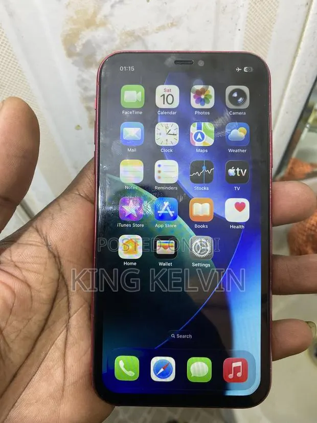 Apple iPhone 11 128 GB Red · Photo 1